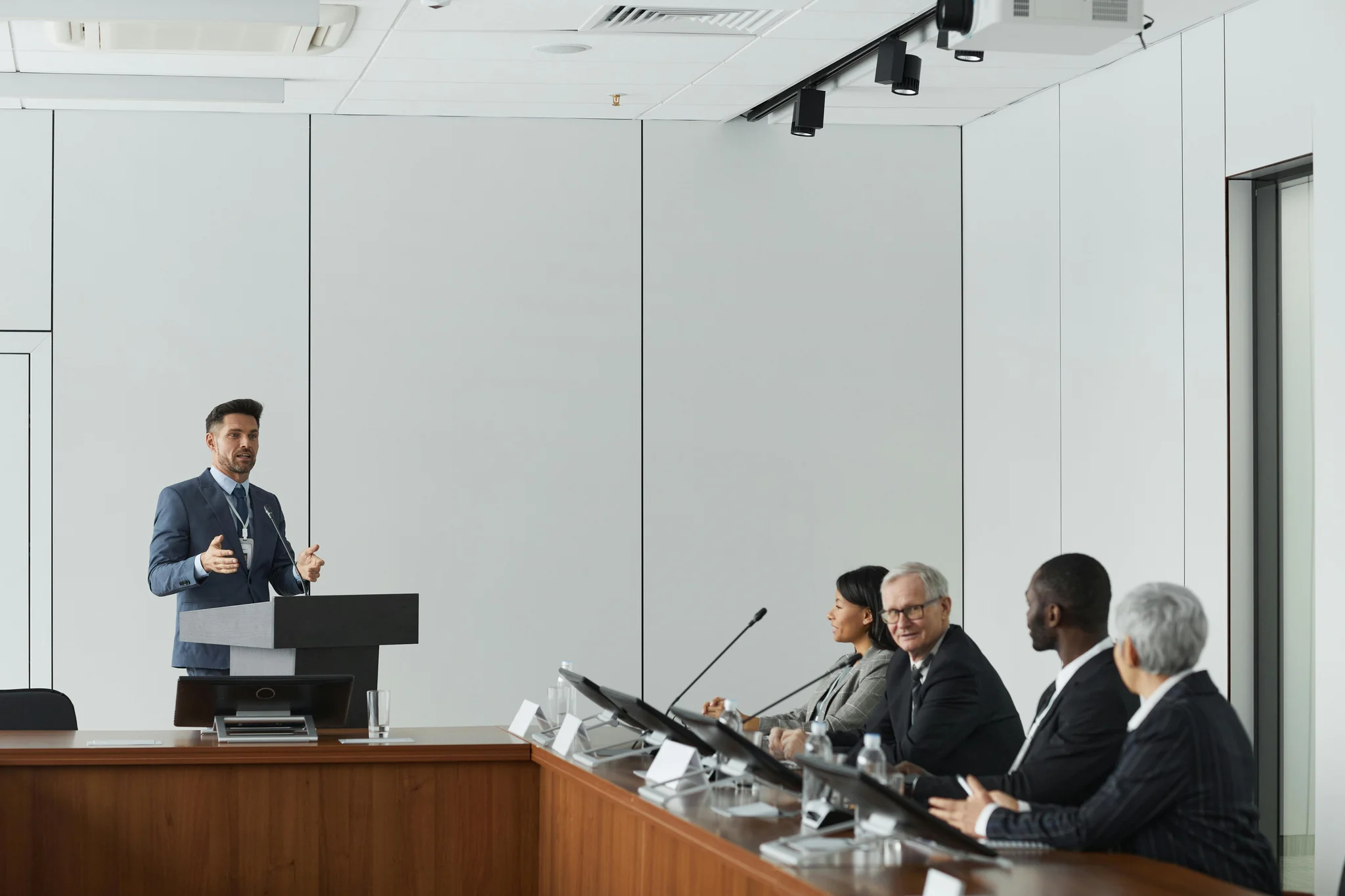 Business workflow automation system